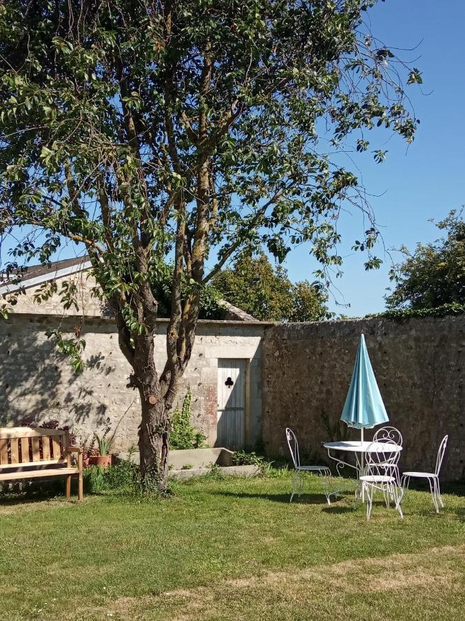 Les Mariesis Acomodação com café da manhã Osmanville Exterior foto